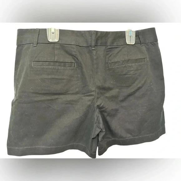Loft black chino shorts - Picture 2 of 5
